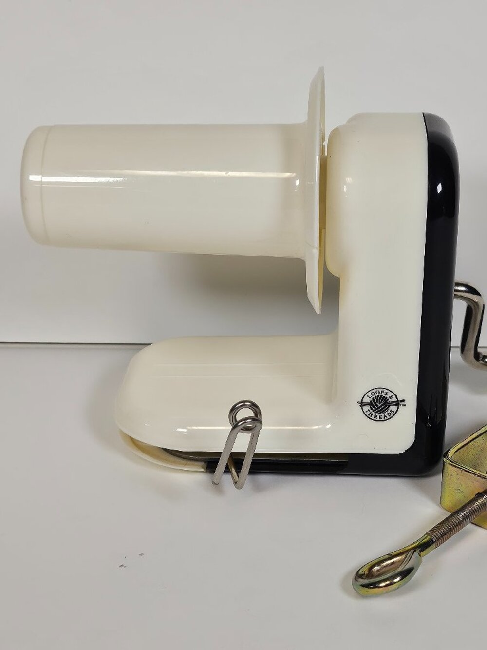 Loops & Threads Manual Yarn Winder